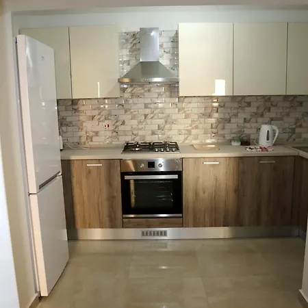 Bright And Spacious 2 Bedroom In Rabat, Malta
